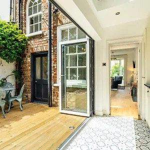 9 St John's Street , York United Kingdom